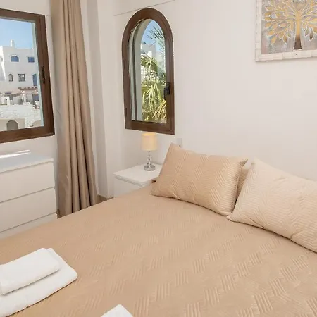 Lovely 2-bed In Marina De La Duquesa Apartment Castillo de Sabinillas